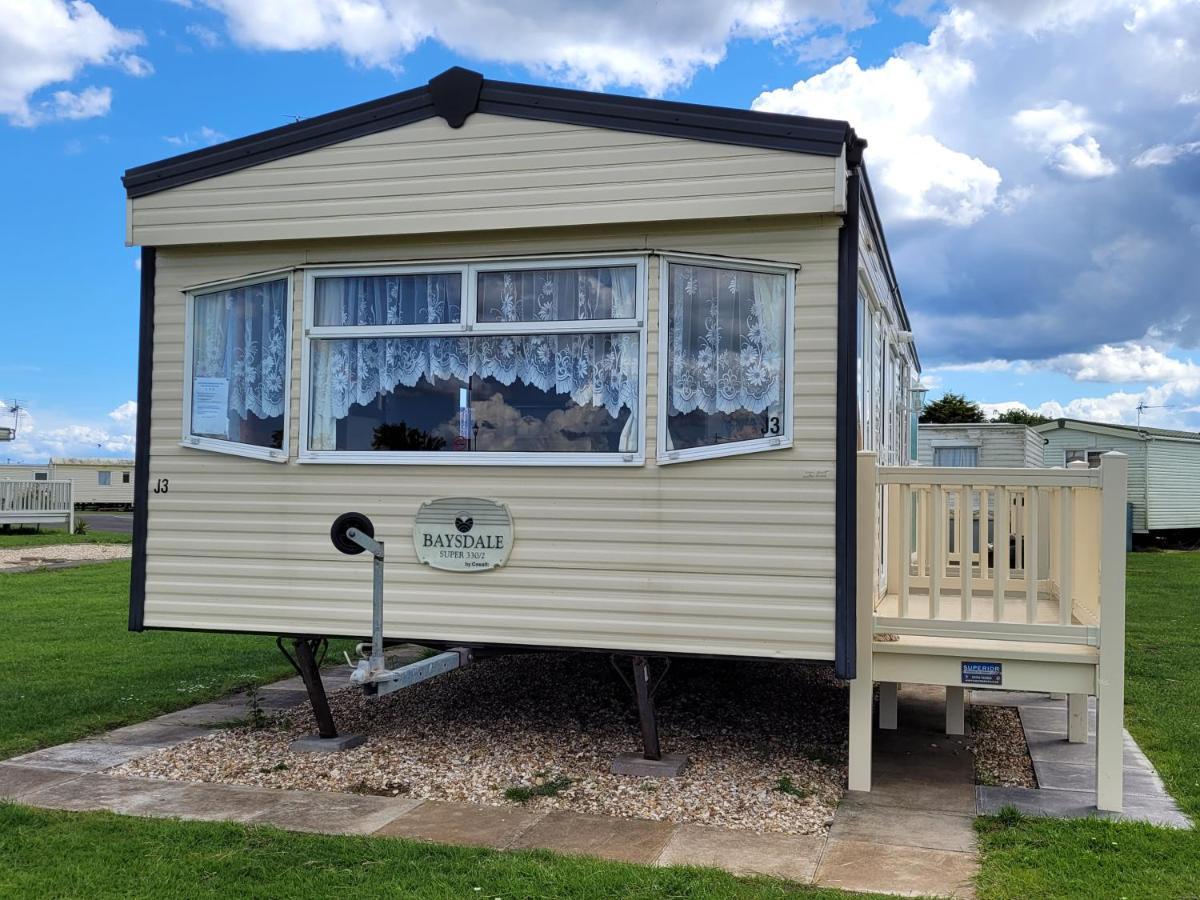 Апартаменты 6 Berth On Millfields Инголдмелс Экстерьер фото